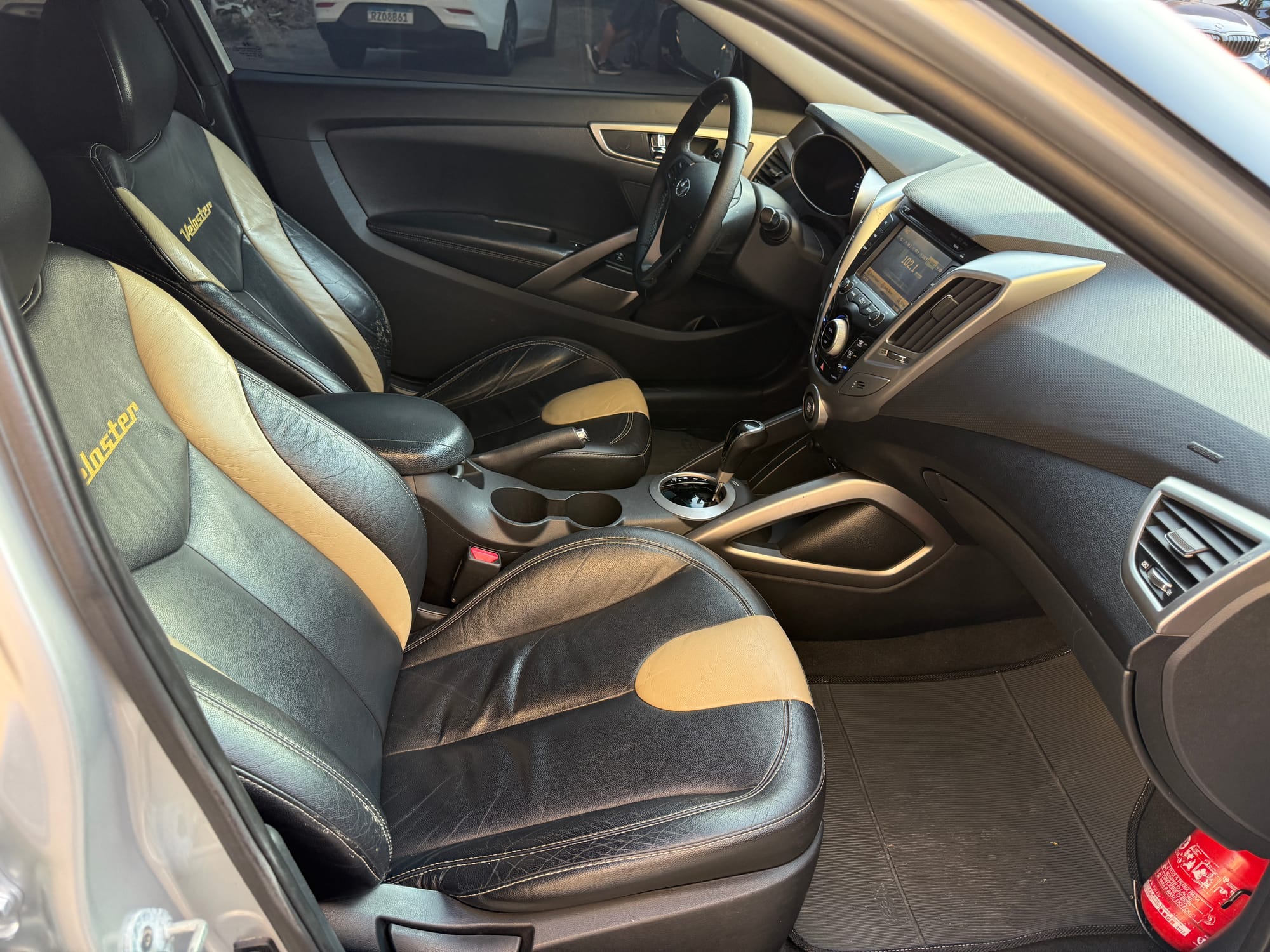 Hyundai Veloster 1.6 16V Automático - 2012/2013 - Gasolina| Oportunidade abaixo da FIPE!