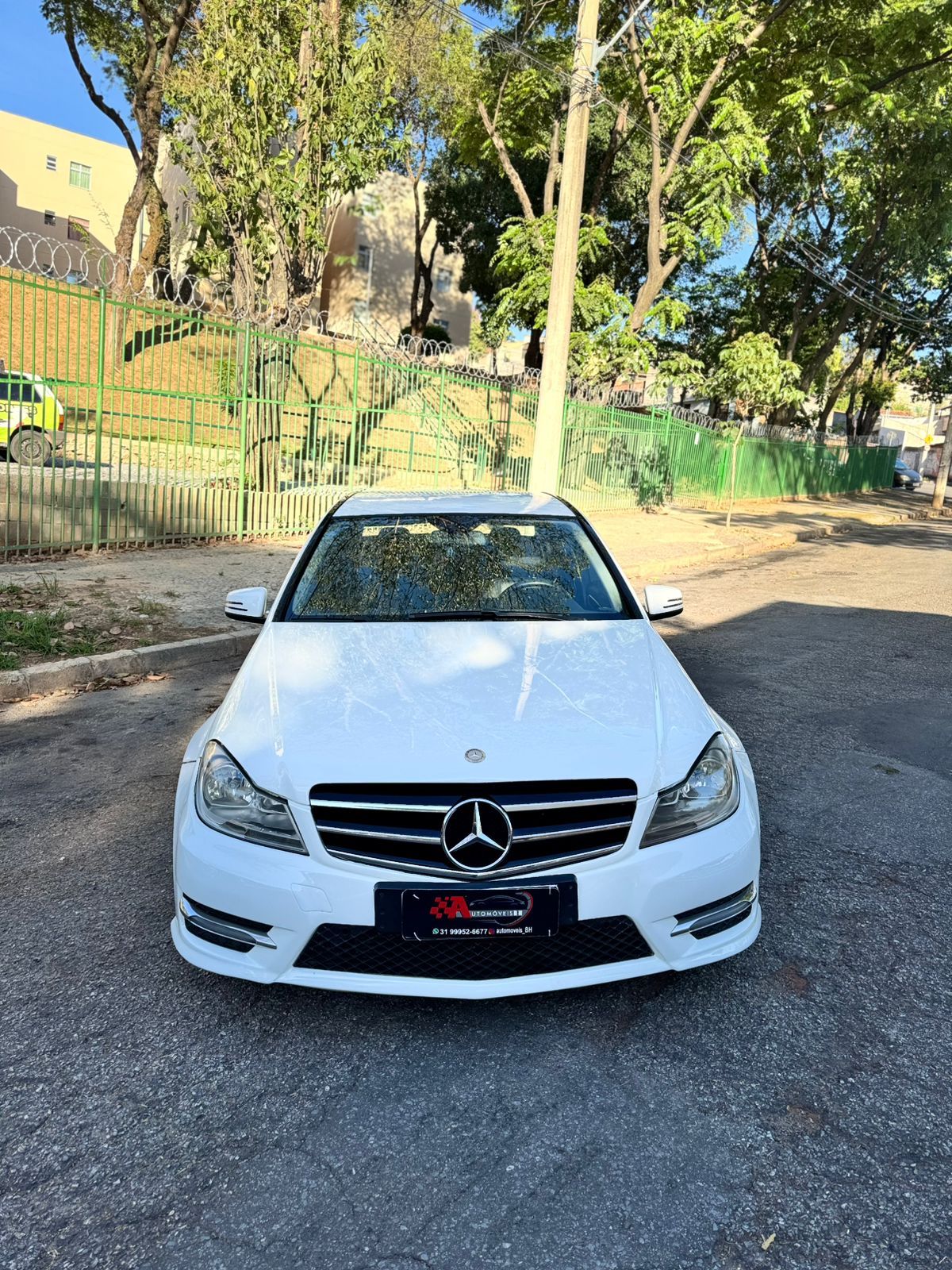 Mercedes-Benz C180 1.6 Sport Turbo | Automática | 2013/2014 | Branca | 116.000 km | Abaixo da FIPE