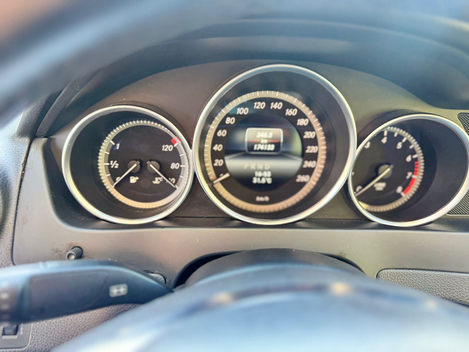 Mercedes-Benz C180 1.6 Sport Turbo | Automática | 2013/2014 | Branca | 116.000 km | Abaixo da FIPE