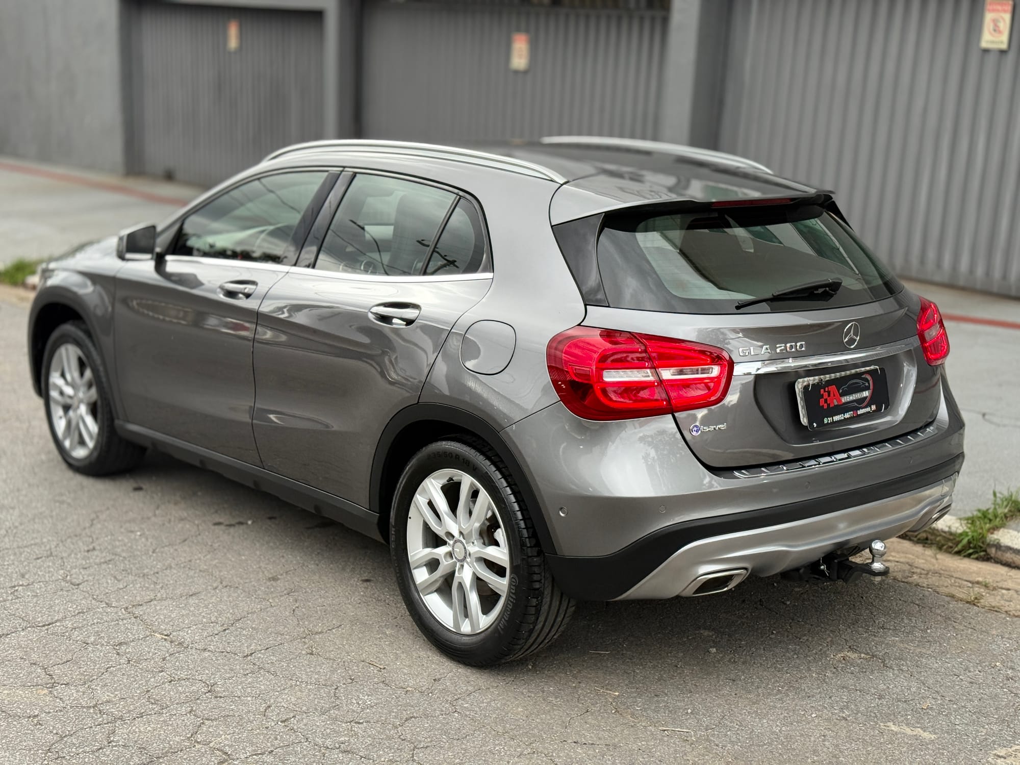 Mercedes-Benz GLA 200 1.6 Advance – Automática – Cinza 94.000 km | Estado de zero | BH Abaixo da FIPE!