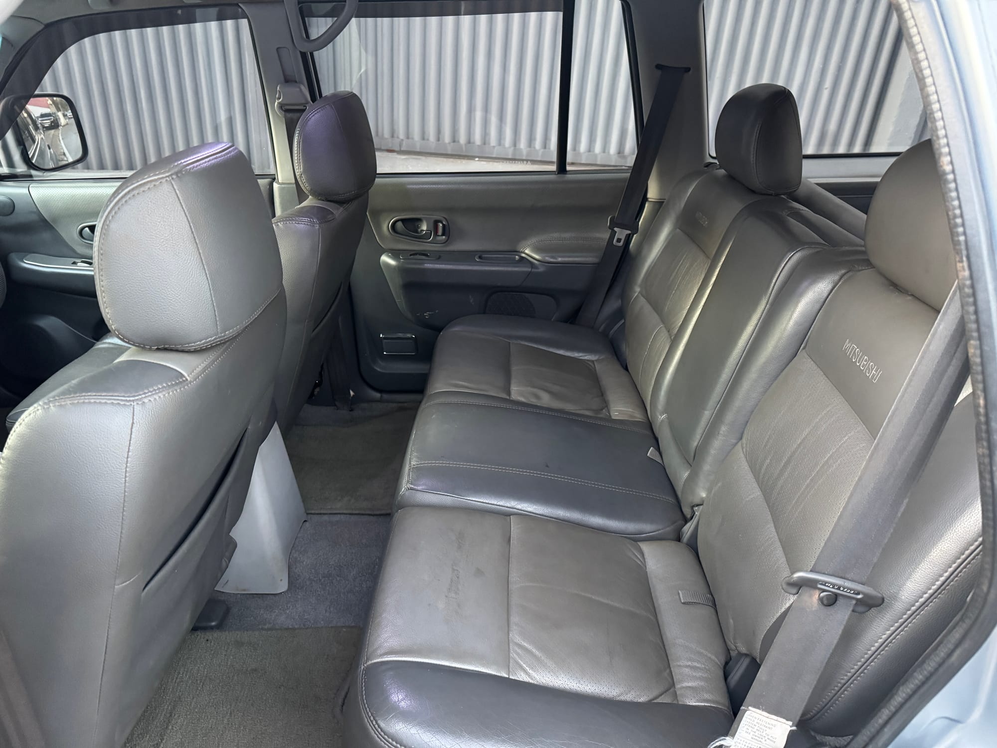 PAJERO SPORT 2.8 HPE 4X4 TURBO DIESEL AUTOMÁTICO – 2005/2005