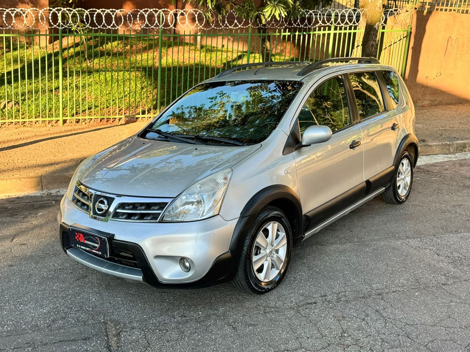 Nissan Livina 1.6 SL X-Gear 16V Manual – 2011/2012