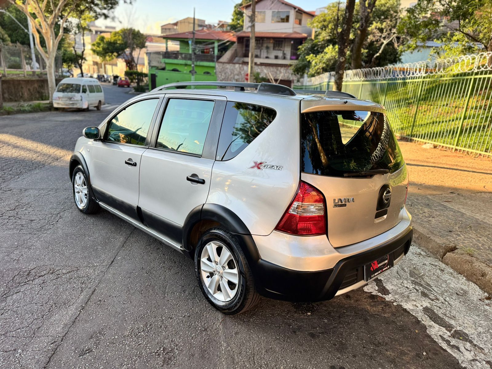 Nissan Livina 1.6 SL X-Gear 16V Manual – 2011/2012