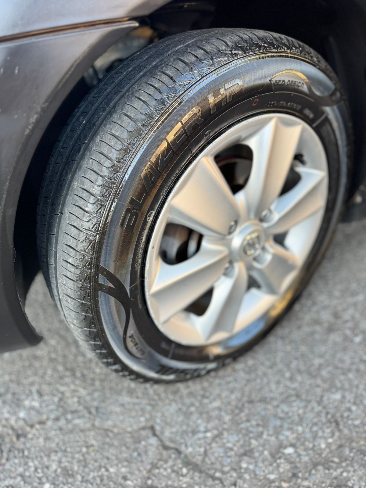 Nissan Livina 1.6 SL X-Gear 16V Manual – 2011/2012