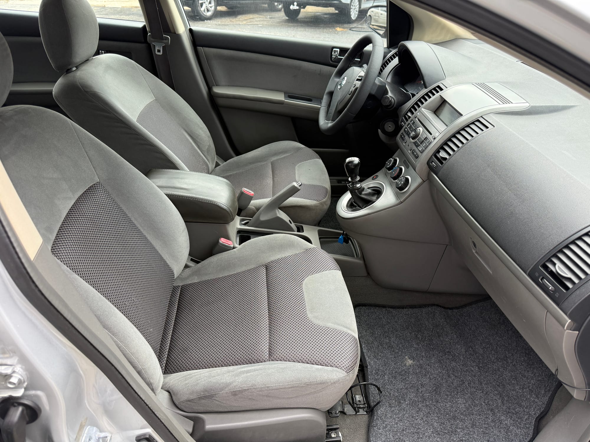 Nissan Sentra 2.0 Manual 2007/2008