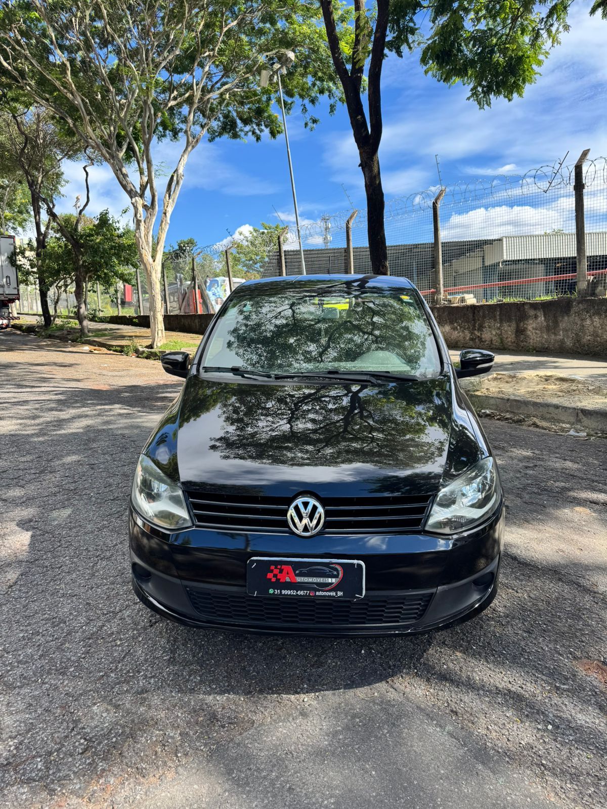 Volkswagen Fox 1.6 Manual 2013/2014 – Preto – Flex 