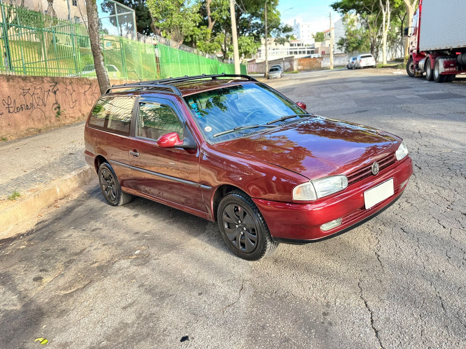 VW PARATI ATLANTA 1.8 – CLÁSSICA E COMPLETA