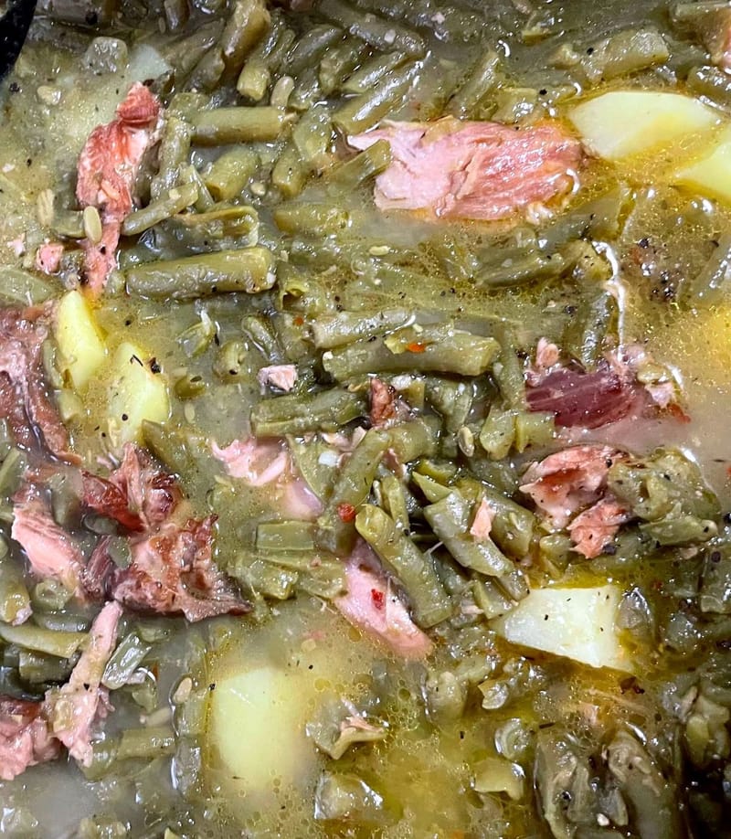 Smoked turkey and green beans