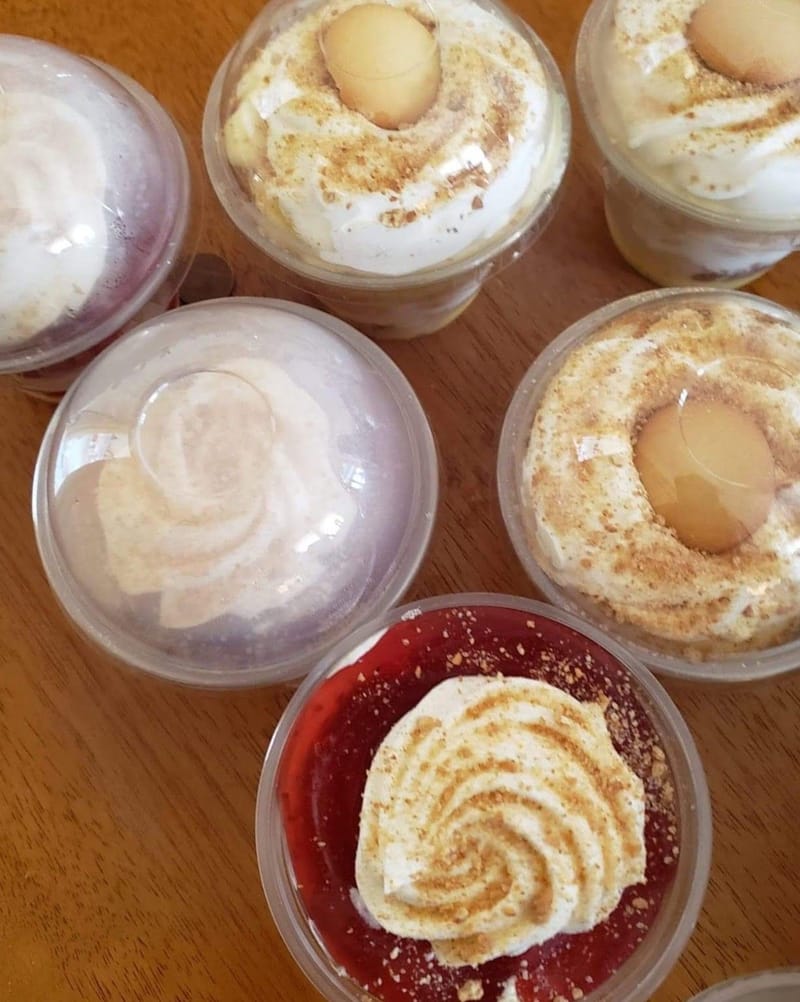 Dessert cups