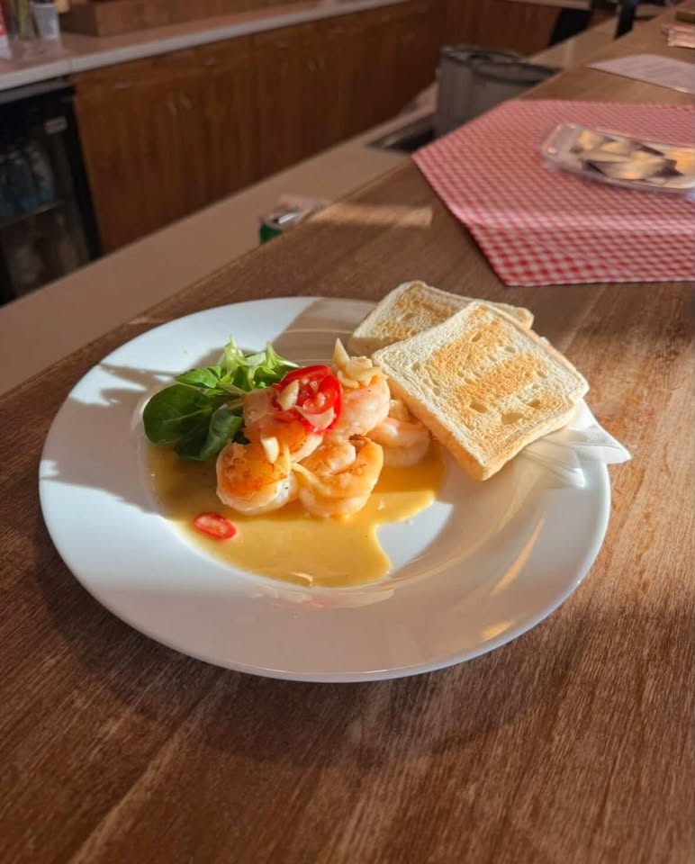 Krevety na bílem víně