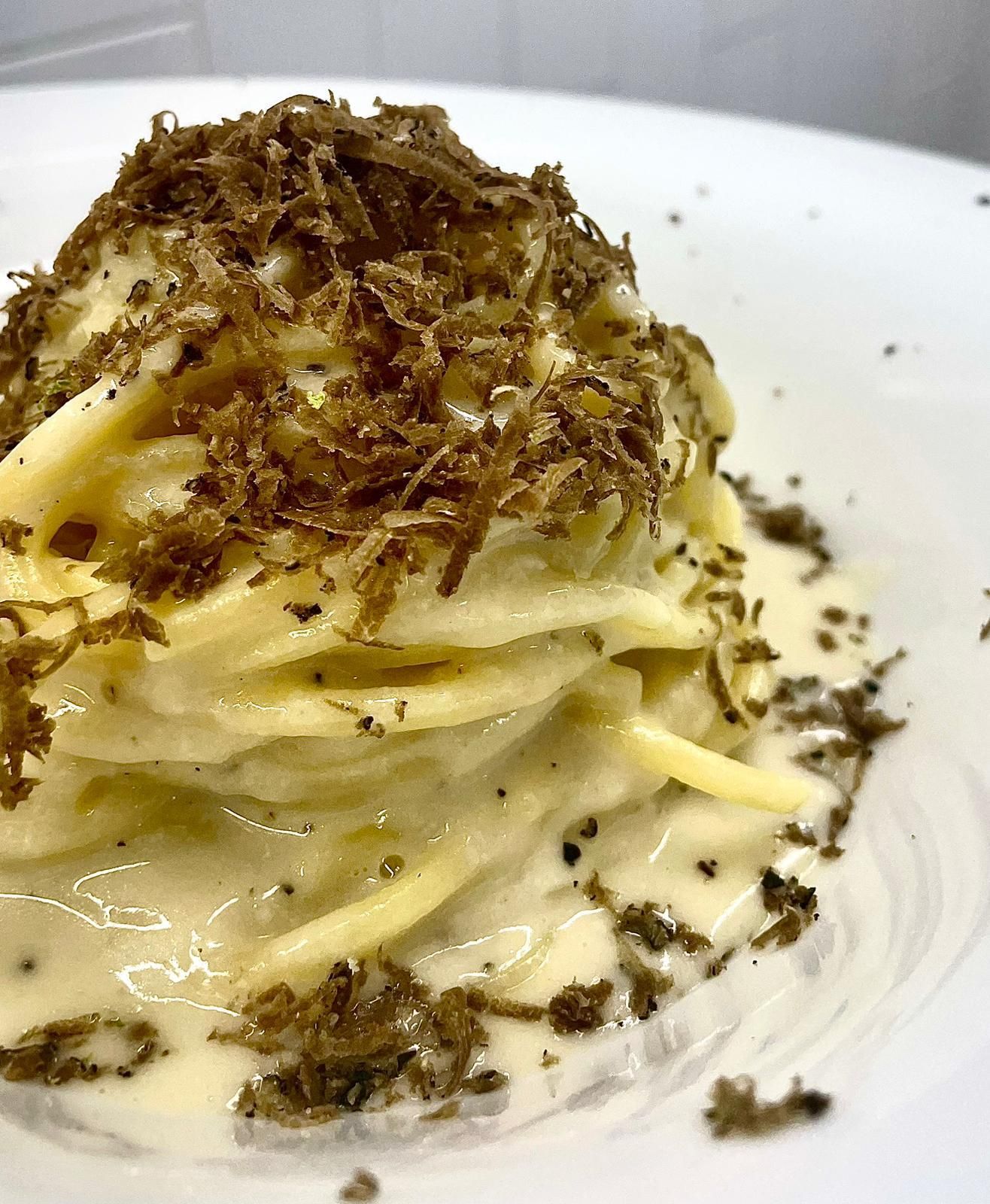 CACIO E PEPE TARTUFATA