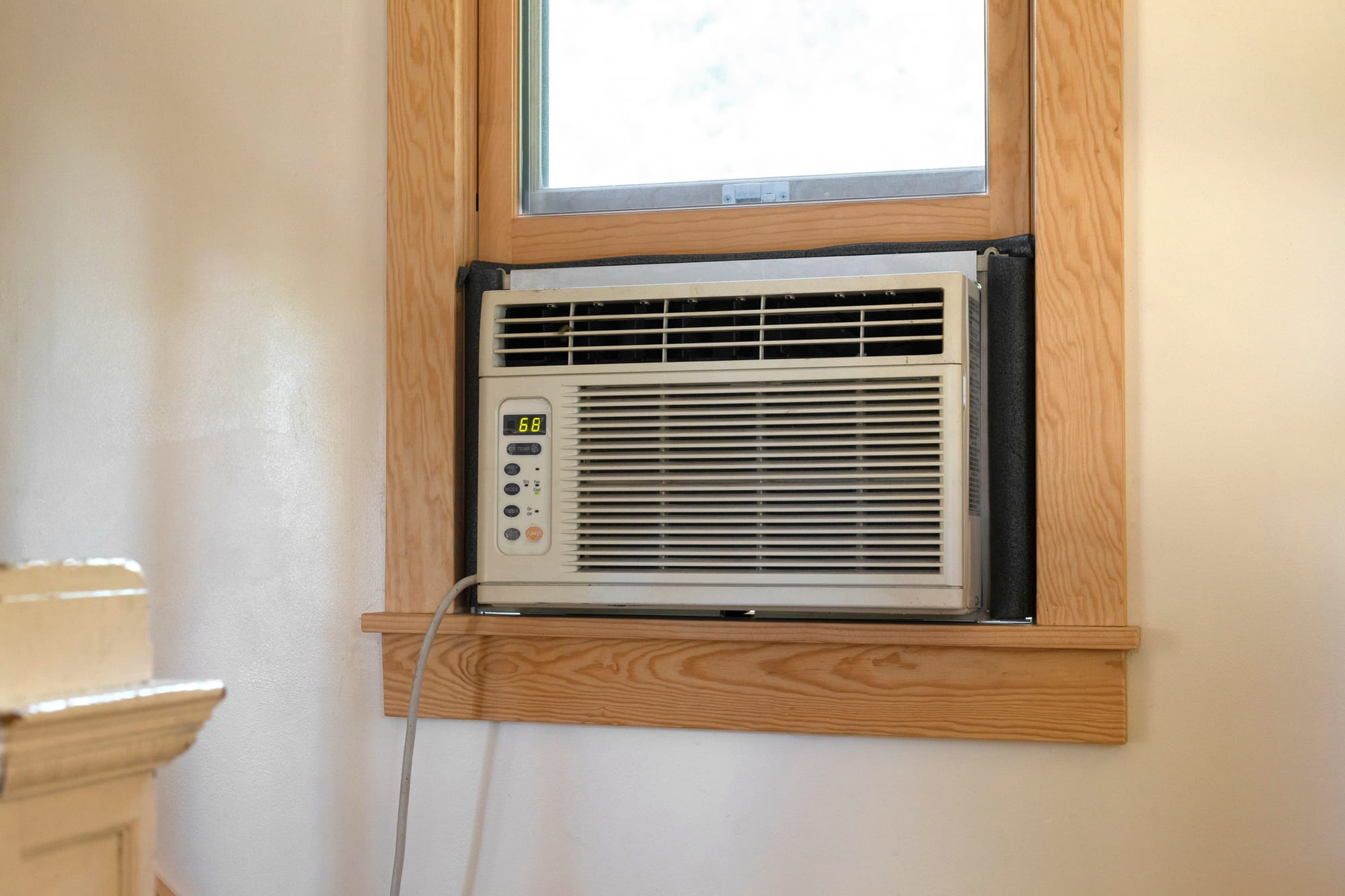 دليل صيانة التكييف الشباك: متى تحتاج الصيانة وكيف تحافظ على كفاءة التبريد؟