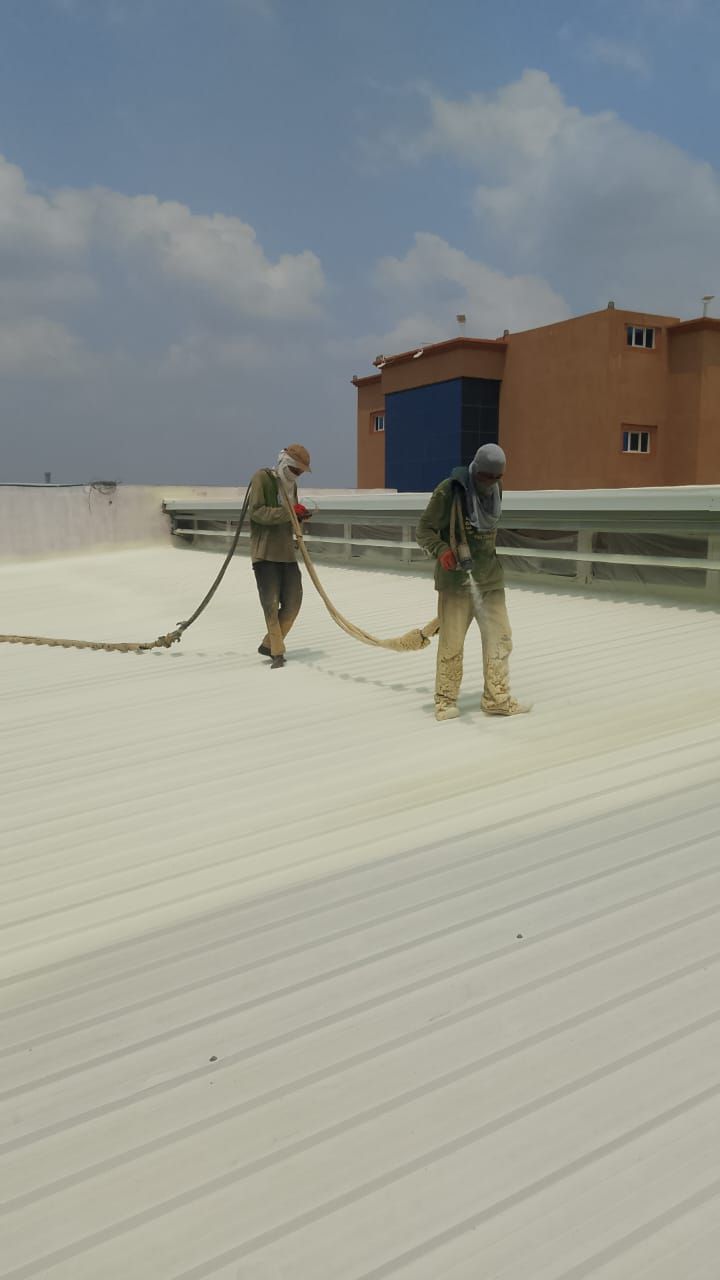 عزل الأسطح بالفوم