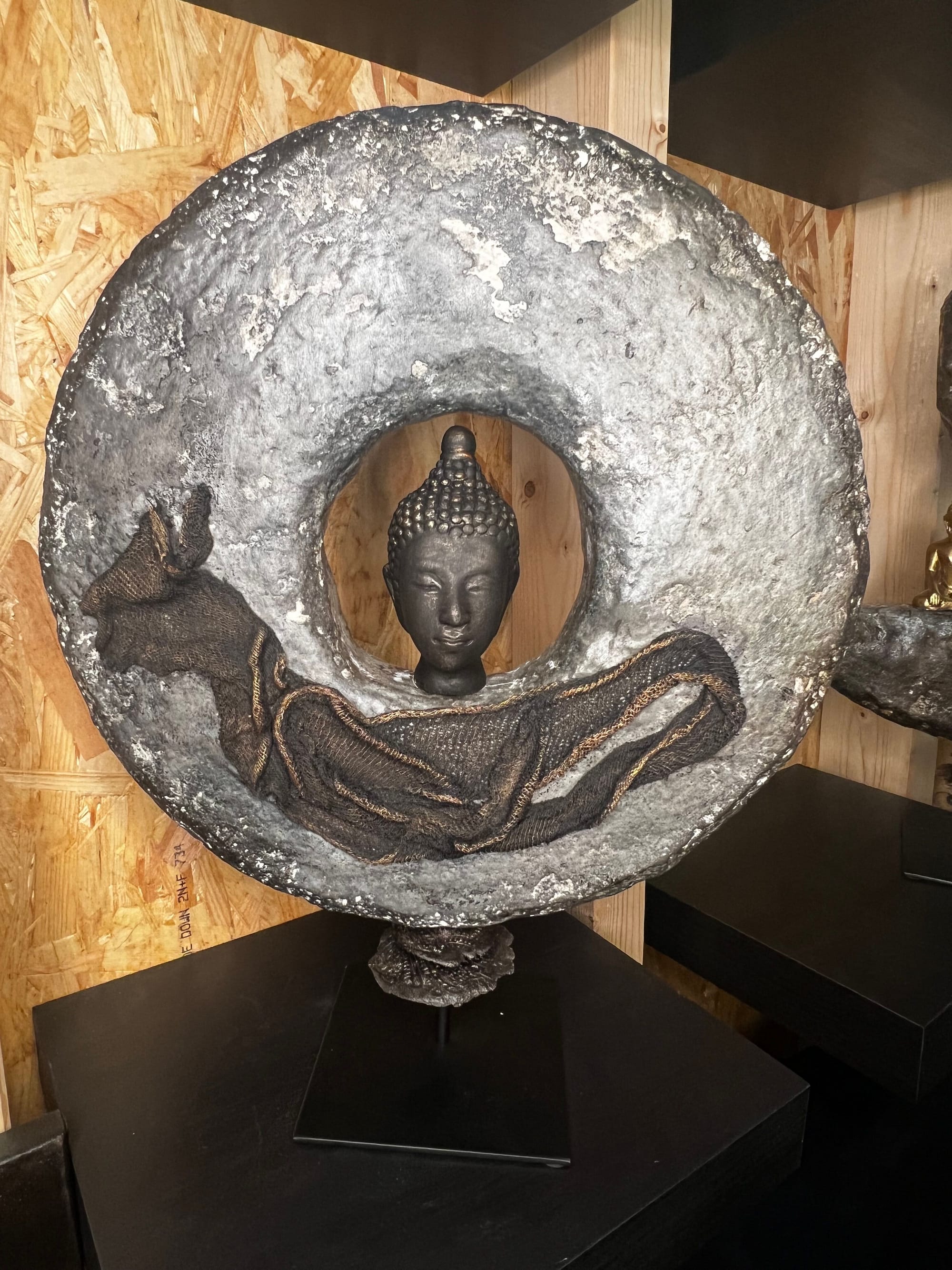 Buddha 2 - pris 1500,-