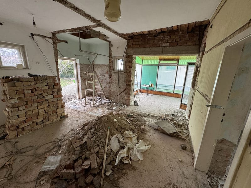 Felújítás,bővítés és átalakítás