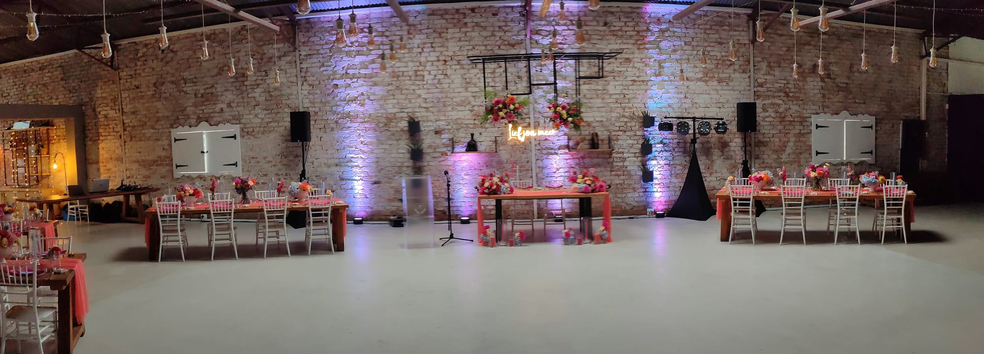 The Barn At Redstone