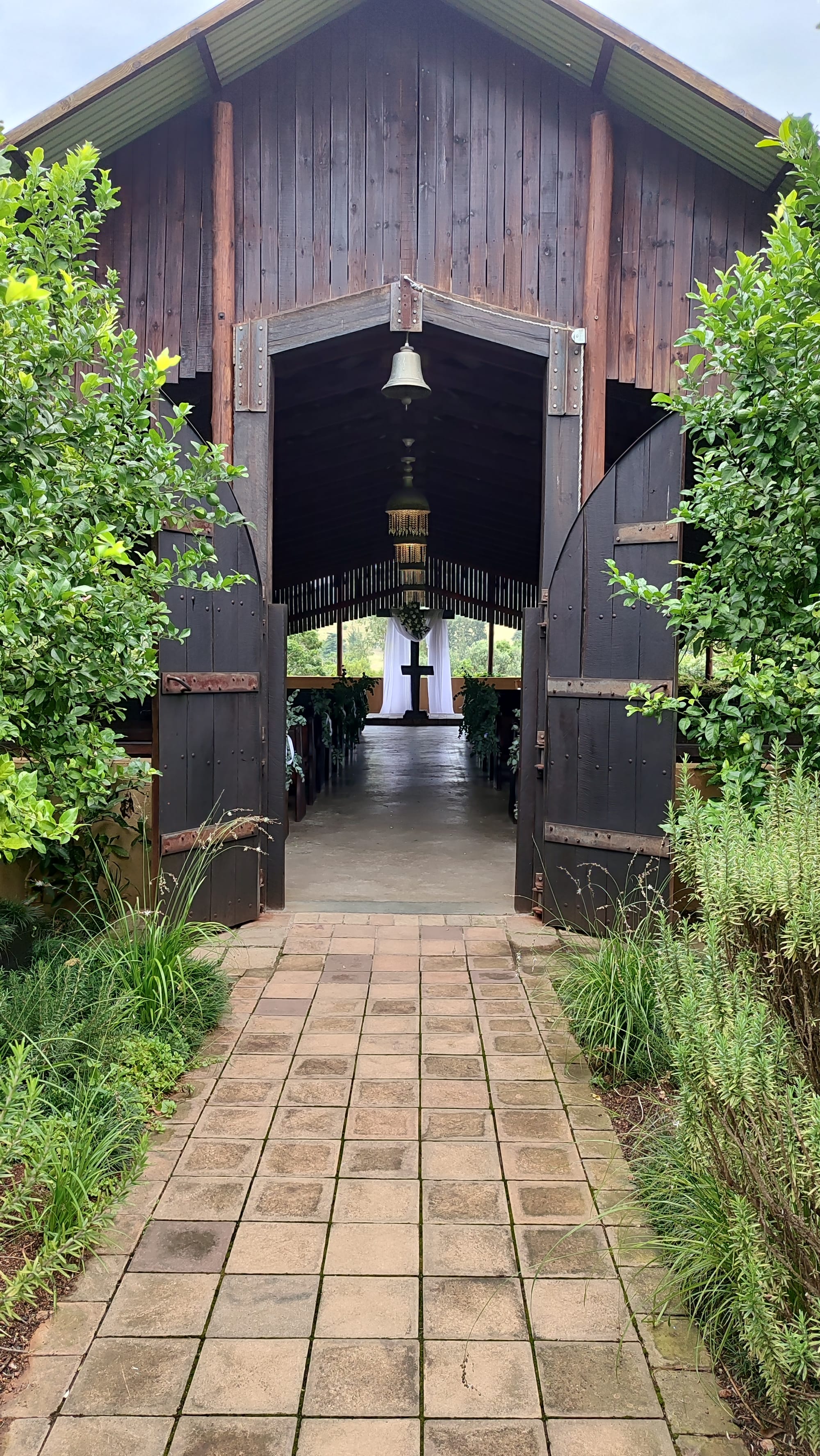 Cradle Valley Wedding