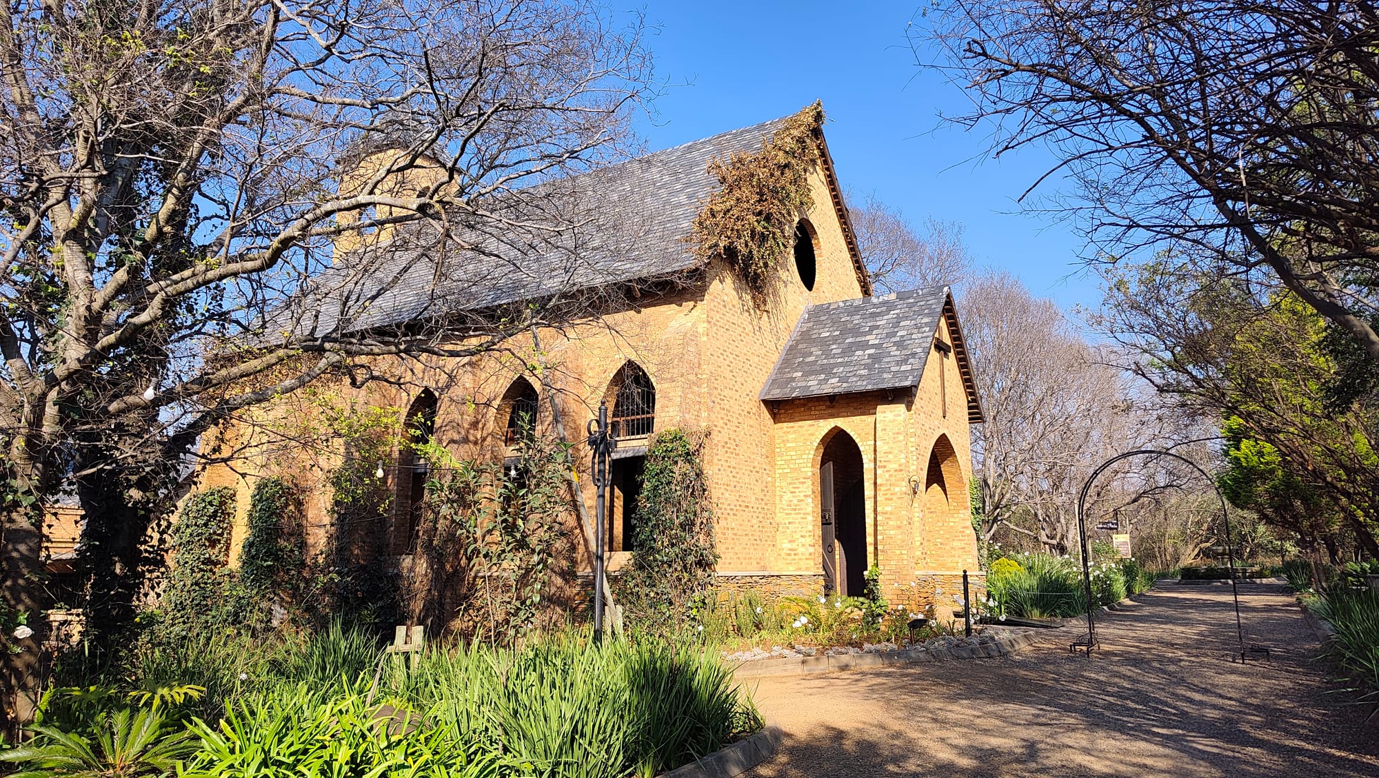 Riverside Castle Wedding