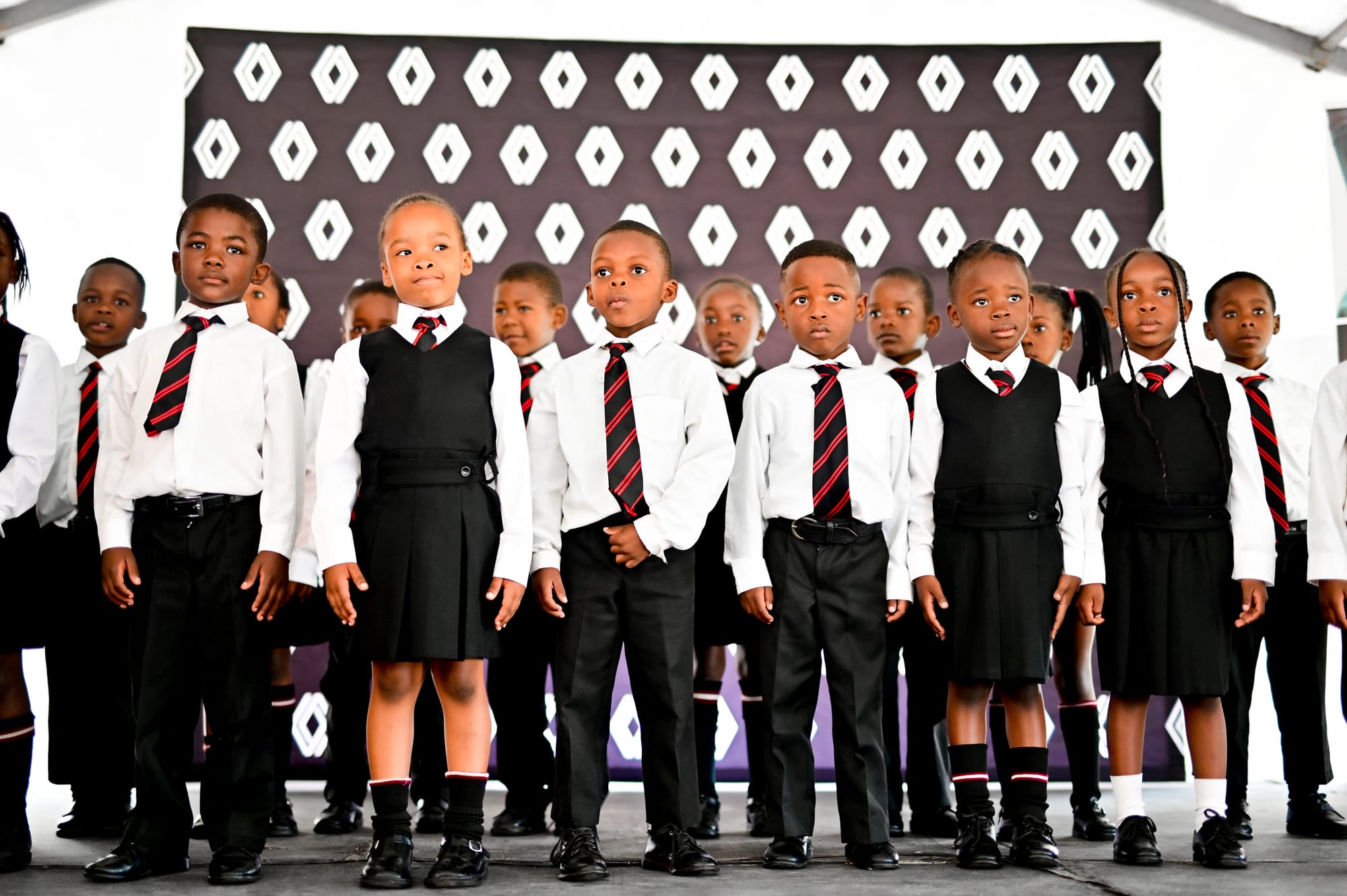 RENAULT LIBRARY HAND OVER