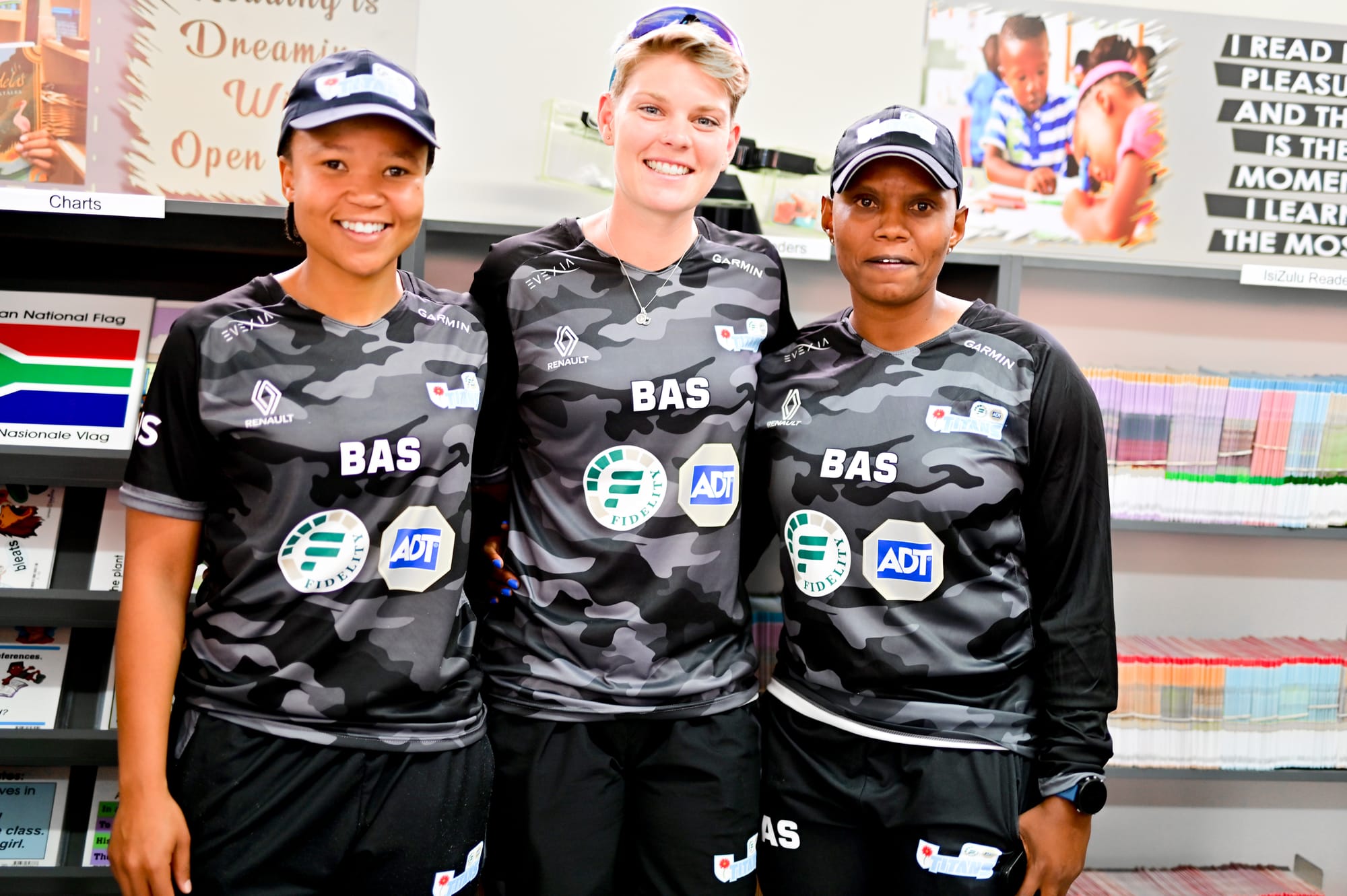 RENAULT LIBRARY HAND OVER