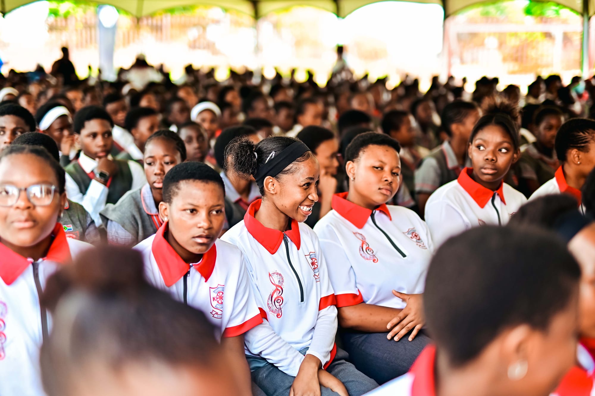 RENAULT LIBRARY HAND OVER