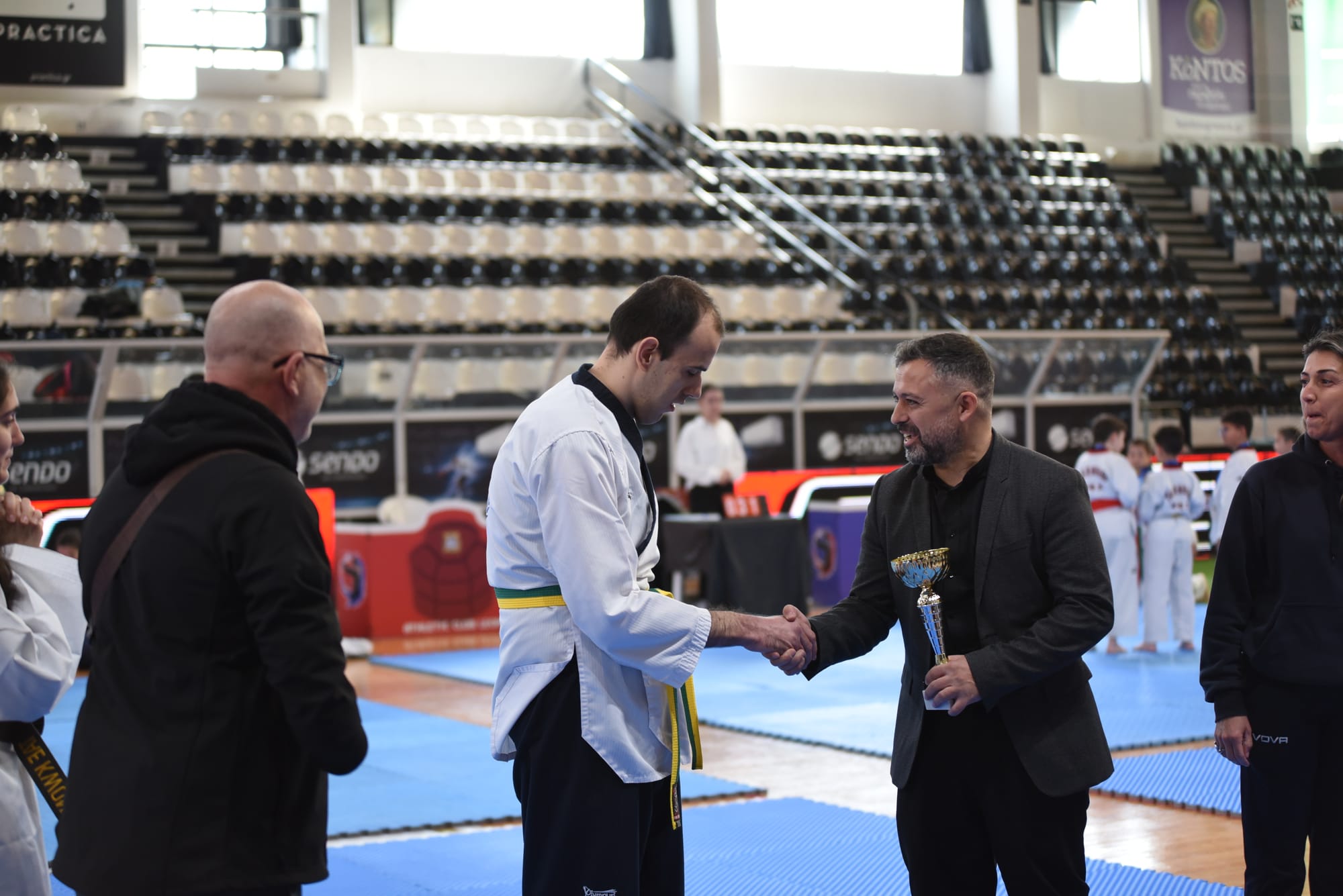 1st LEON CUP, ΑΠΟΝΟΜΕΣ