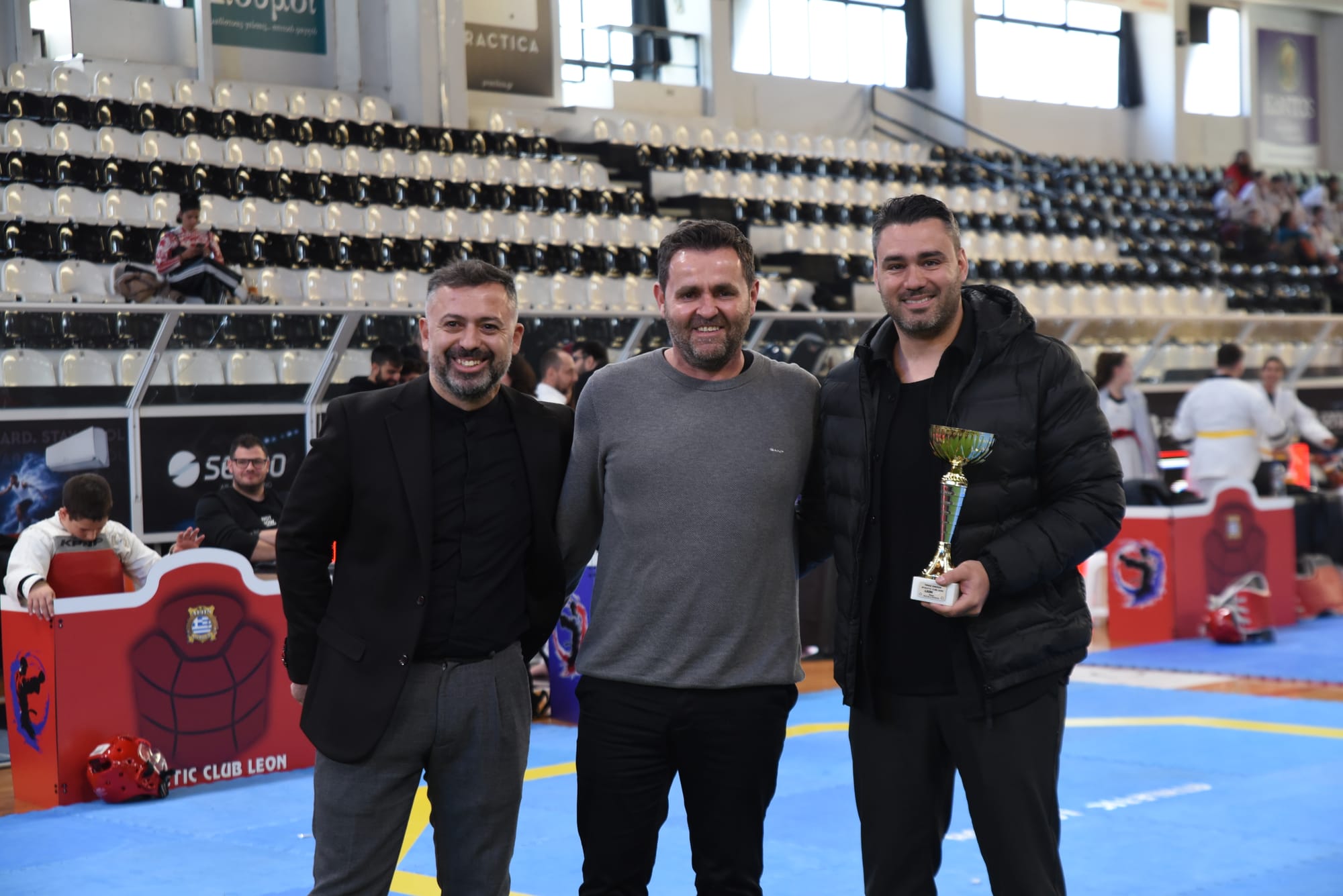 1st LEON CUP, ΑΠΟΝΟΜΕΣ