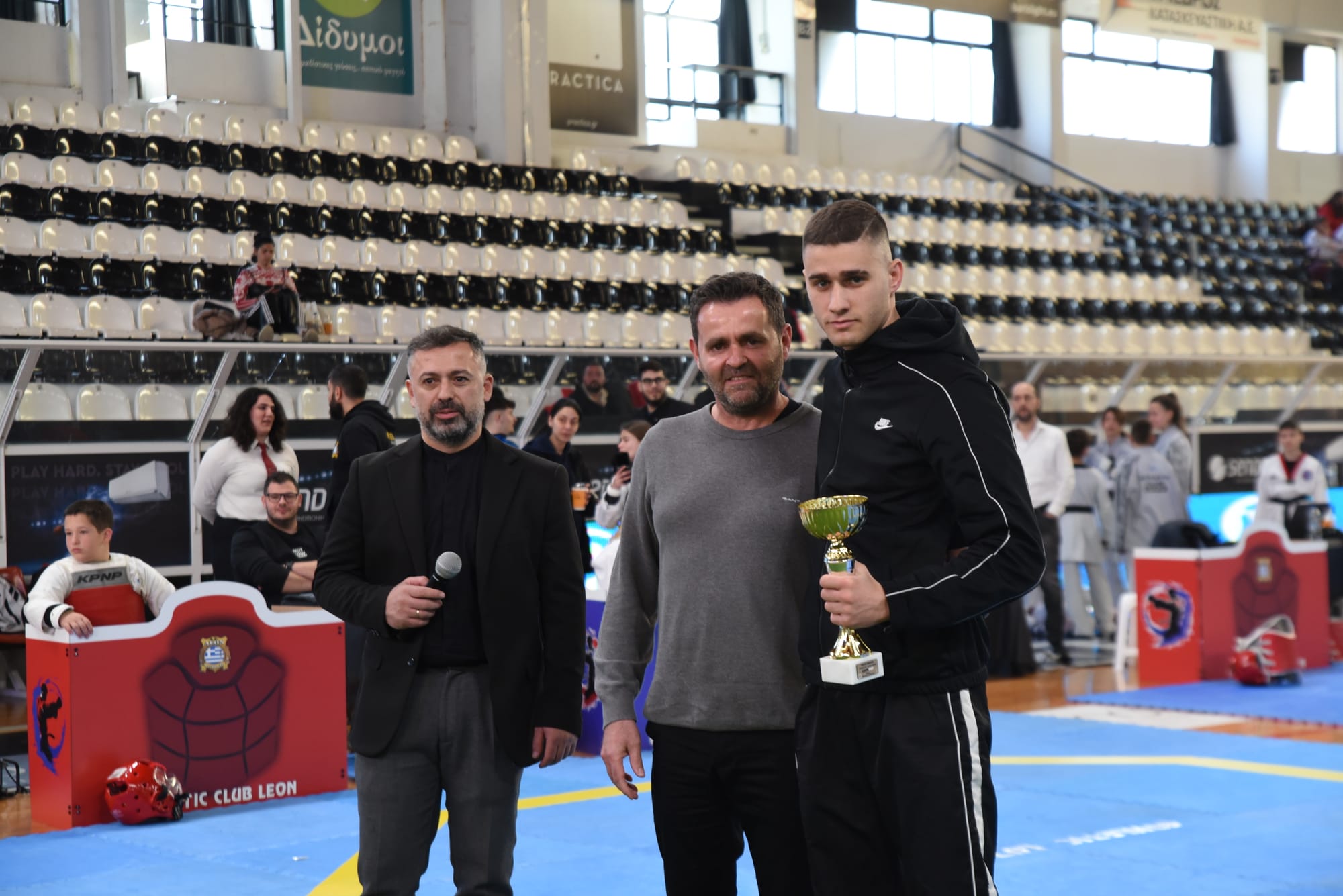 1st LEON CUP, ΑΠΟΝΟΜΕΣ