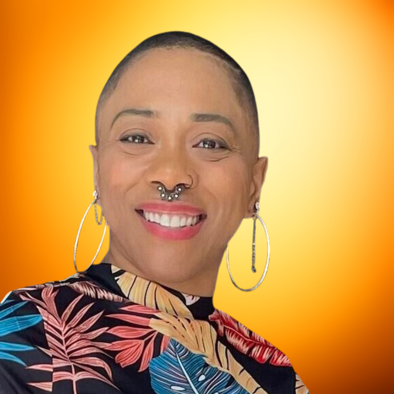 About Elizabeth Leiba