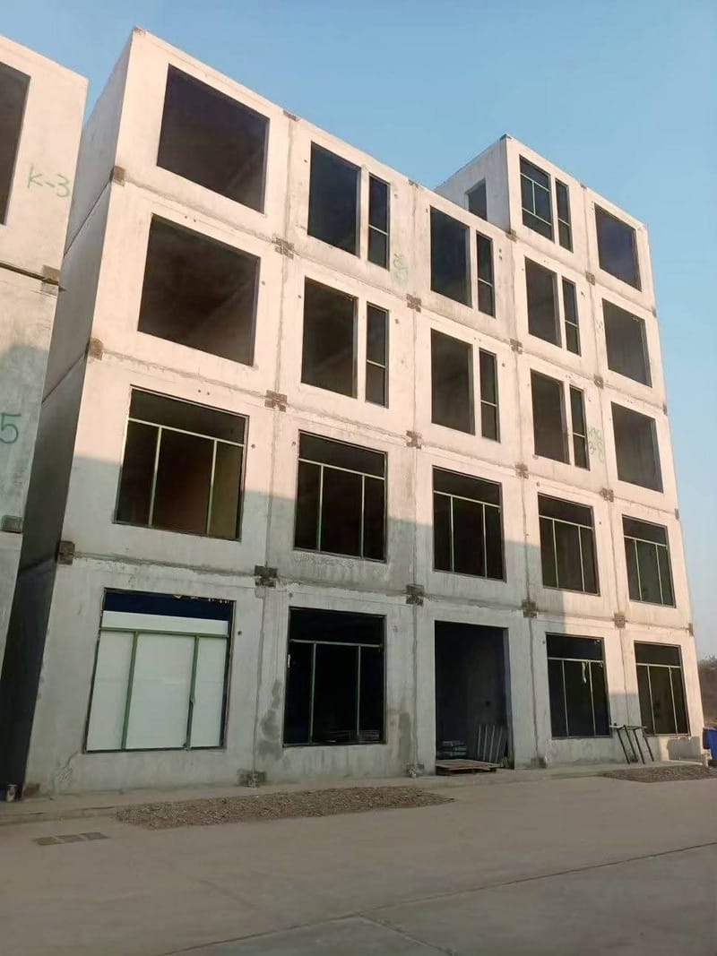 บ้านสร้างเสร็จ