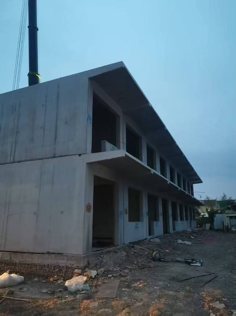 บ้านสร้างเสร็จ