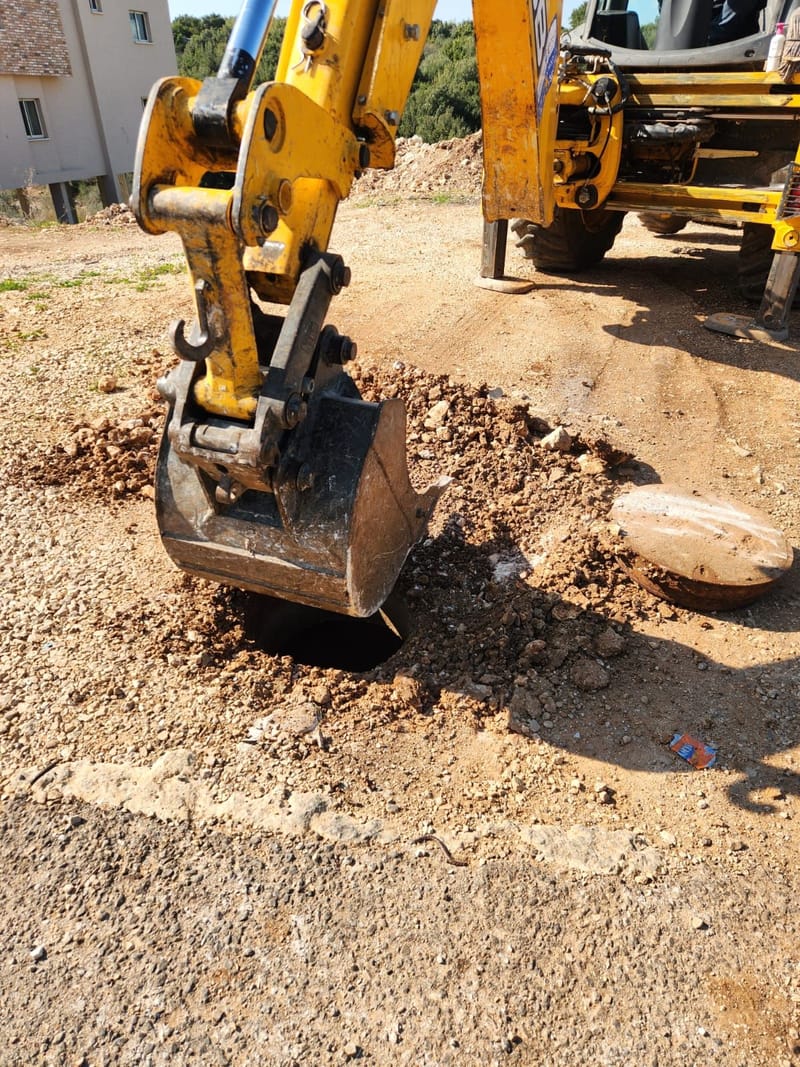 איתור שוחות קבורות
