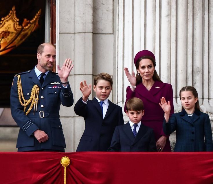 The Royal Mirror: How the British Family Inspires the New Generation to Uphold Tradition and Values