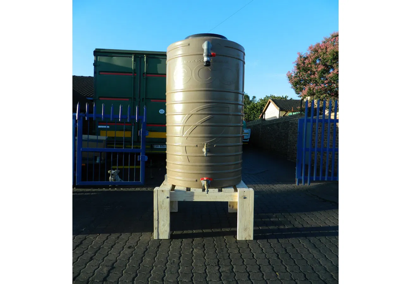 Water Tank (JoJo) - drinking water