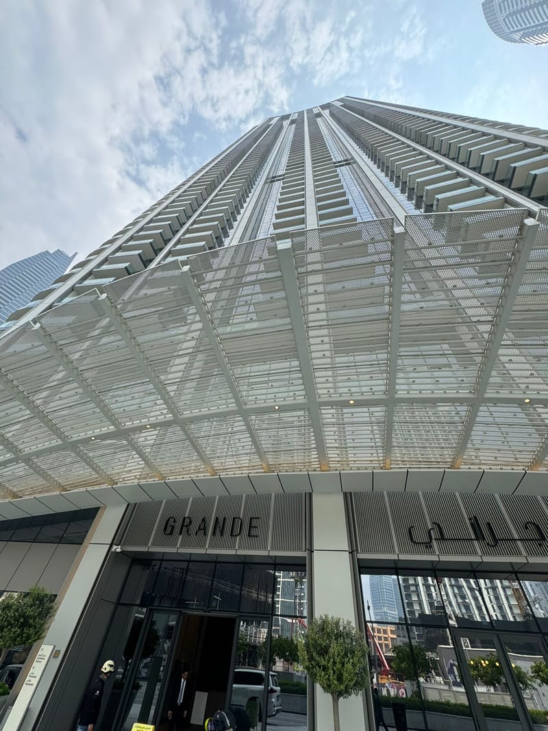 Downtown – Grande Tower Premium 1BR for Rent