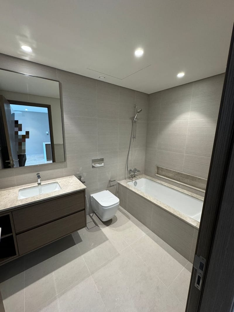 Downtown – Grande Tower Premium 1BR for Rent