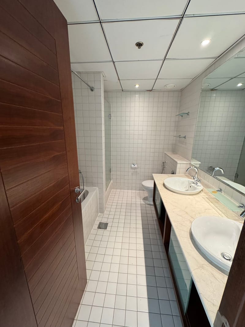 Dubai Marina – 2BR for Sale - Al Sahab Tower 2