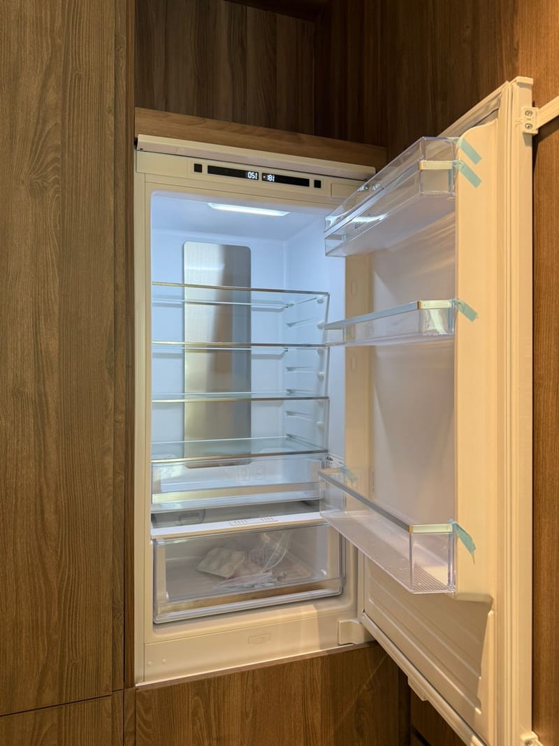 Modern One bedroom unfurnished apartment in West Five by Marriott for Sale