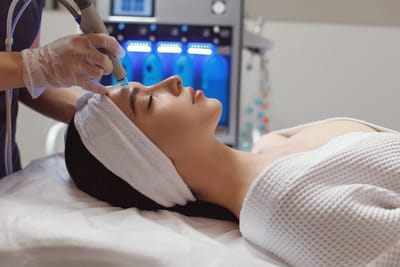 Do HydraFacials Brighten Dull and Tired Skin?