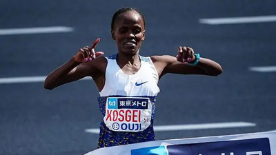 Kenya's Brigid Kosgei Set a New Course Record at the Tokyo Marathon