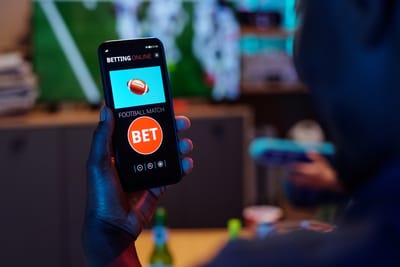 U.S Senators Introduce Bill Seeking to Ban Sports Betting on Kalshi and Polymarket
