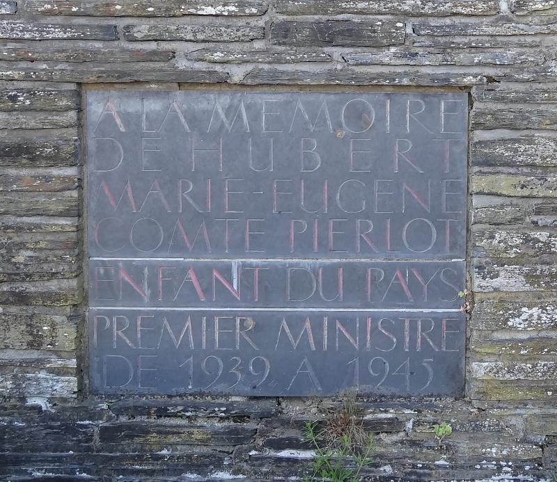 Stèle Pierlot à Cugnon