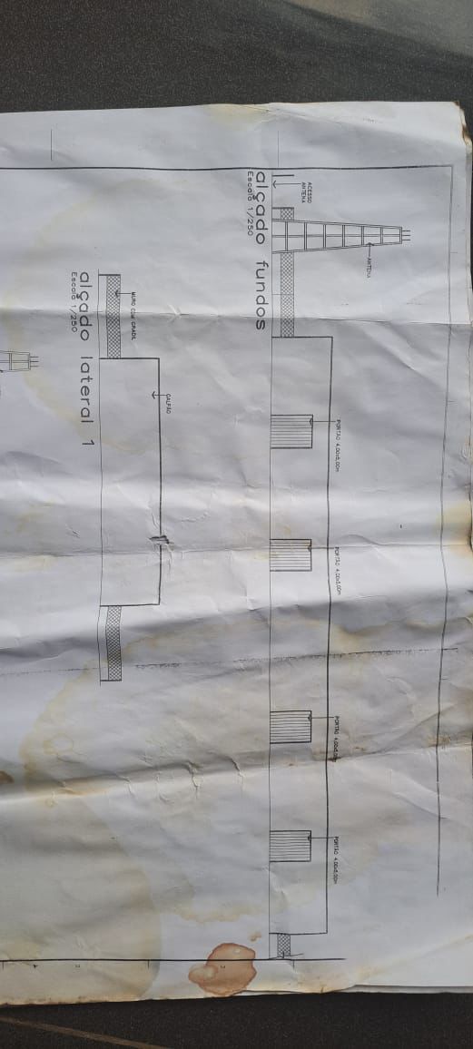 Armazém na Catumbela 