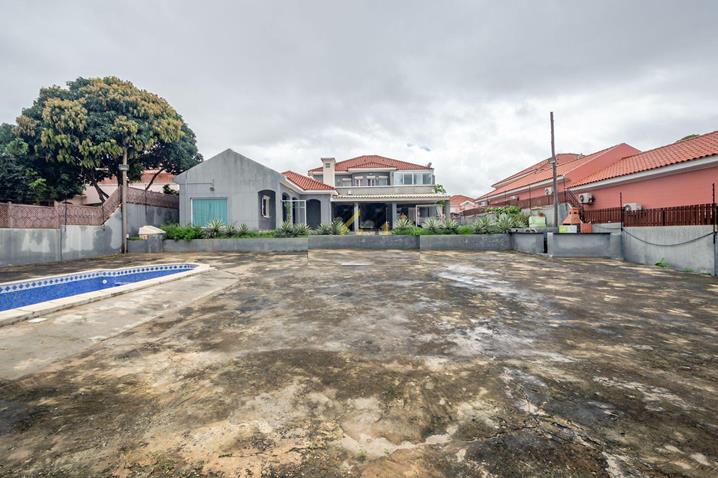 Vivenda Familiar Condomínio Cajueiro 