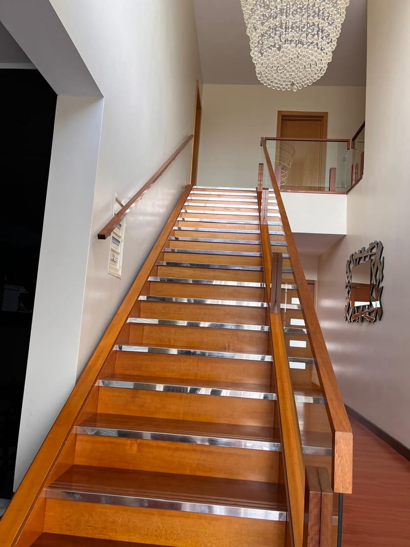 Vivenda 6 de Luxo no Lubango premium 