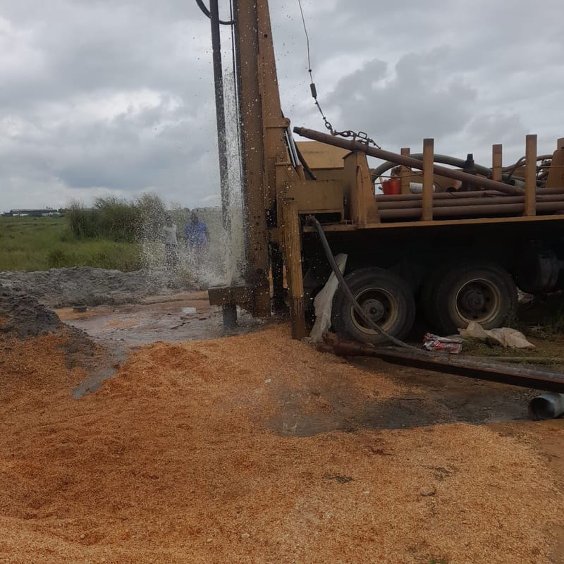 Terreno. Junto a refinaria de cabinda