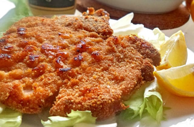 Escalope de poulet panée