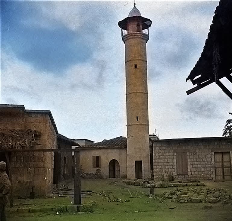 המגדל והמסגד