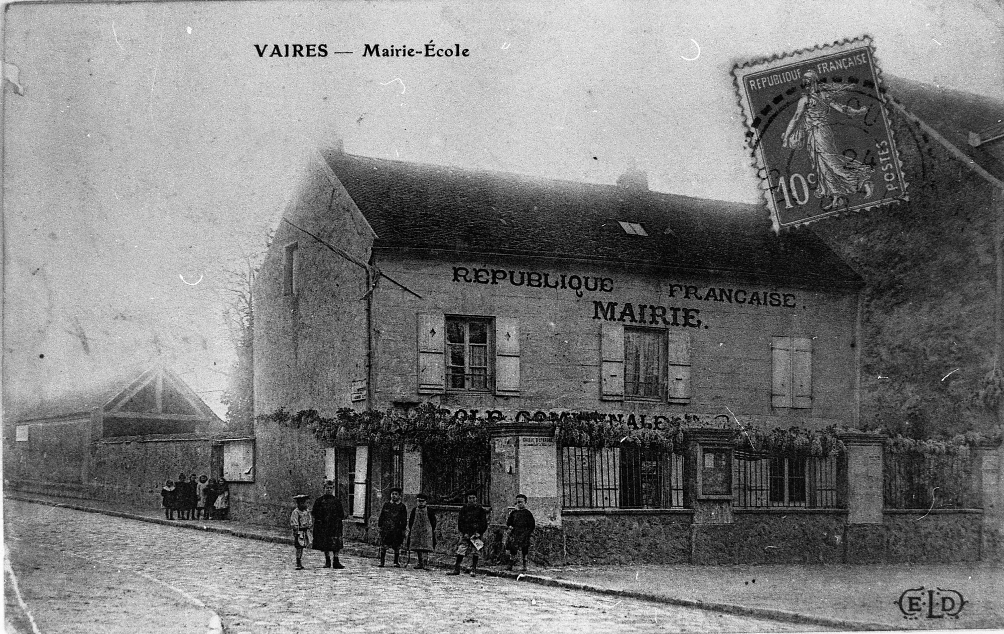 LA MAIRIE-ÉCOLE DU PETIT-VAIRES