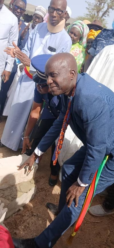 Pose de la première pierre de la nouvelle Brigade de Gendarmerie de Mont-Rolland.